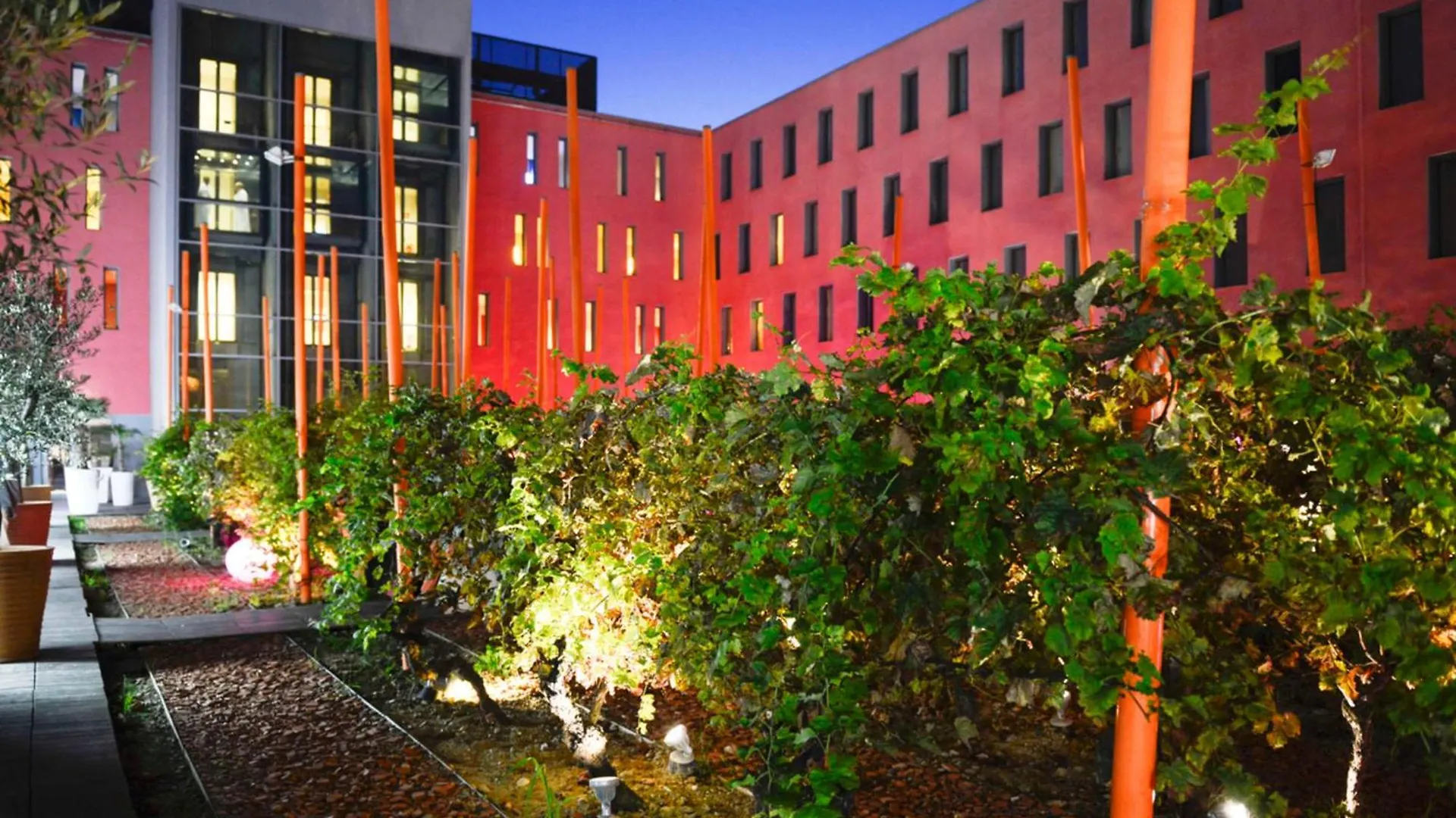 Radisson Blu Hotel Toulouse Airport Blagnac 4*,