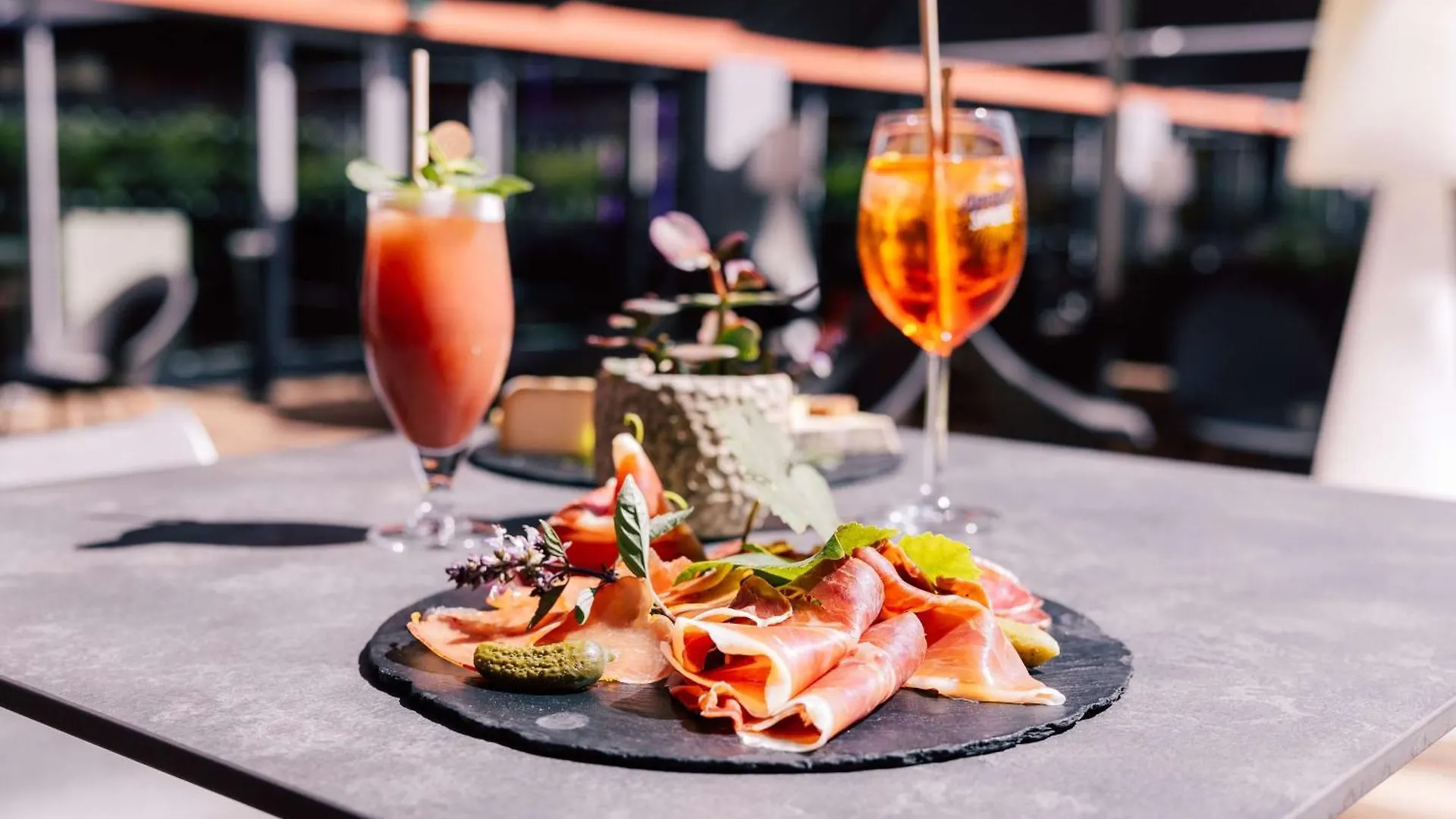 Radisson Blu Hotel Toulouse Airport Blagnac 4*,