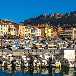 Rdc Climatise - Parking Gratuit , Cassis France